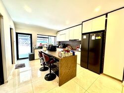 Tai Hwan Park (D19), Terrace #546483521